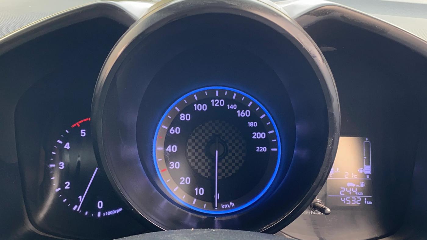 2020 Hyundai VENUE SX 1.5 CRDI, Diesel, Manual, 45,458 km, Odometer Image