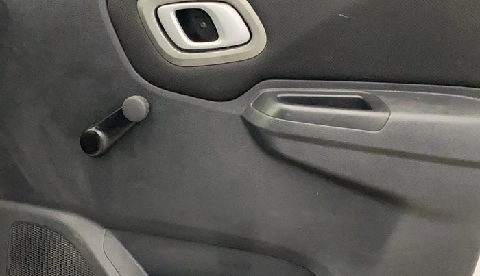 2020 Datsun Redi Go T, Petrol, Manual, 25,838 km, Driver Side Door Panels Control