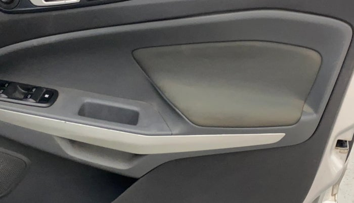 2016 Ford Ecosport TITANIUM 1.5L PETROL AT, Petrol, Automatic, 64,212 km, Driver Side Door Panels Control