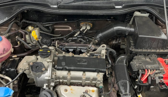 2016 Volkswagen Polo COMFORTLINE 1.2L, Petrol, Manual, 41,242 km, Engine View