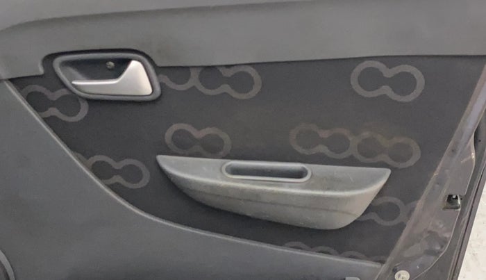 2012 Maruti Alto 800 LXI, Petrol, Manual, 82,143 km, Driver Side Door Panels Control