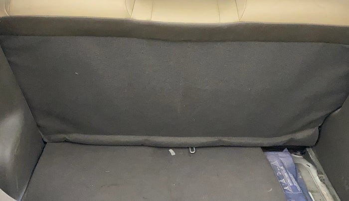 2013 Hyundai i10 ERA 1.1, Petrol, Manual, 17,646 km, Boot Inside