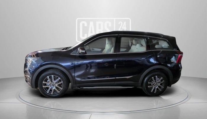 2022 Mahindra XUV700 AX 7 LUXURY P AT 7 STR, Petrol, Automatic, 31,383 km, Left Side