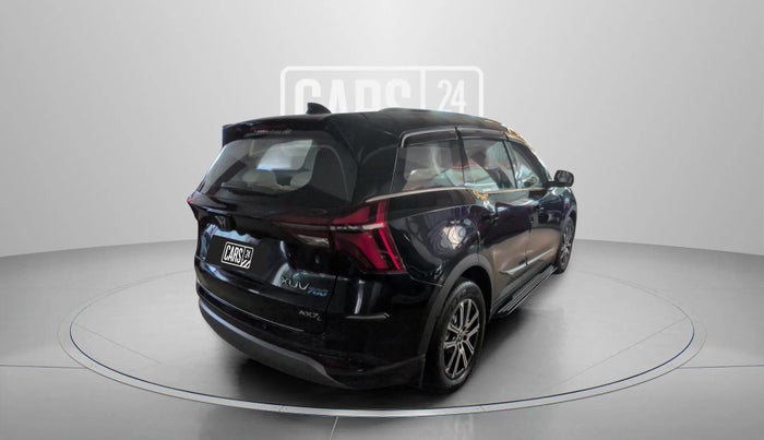 2022 Mahindra XUV700 AX 7 LUXURY P AT 7 STR, Petrol, Automatic, 31,383 km, Right Back Diagonal