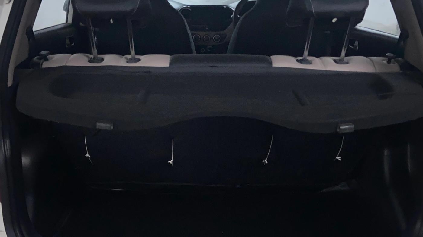 2016 Hyundai Grand i10 ASTA (O) AT 1.2 KAPPA VTVT, Petrol, Automatic, 52,189 km, Boot Inside
