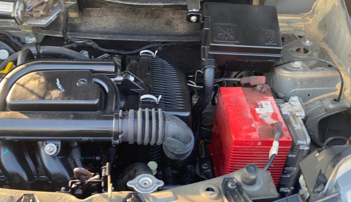 2020 Renault Kwid RXT 1.0 AMT (O), Petrol, Automatic, 38,385 km, Engine View - Left