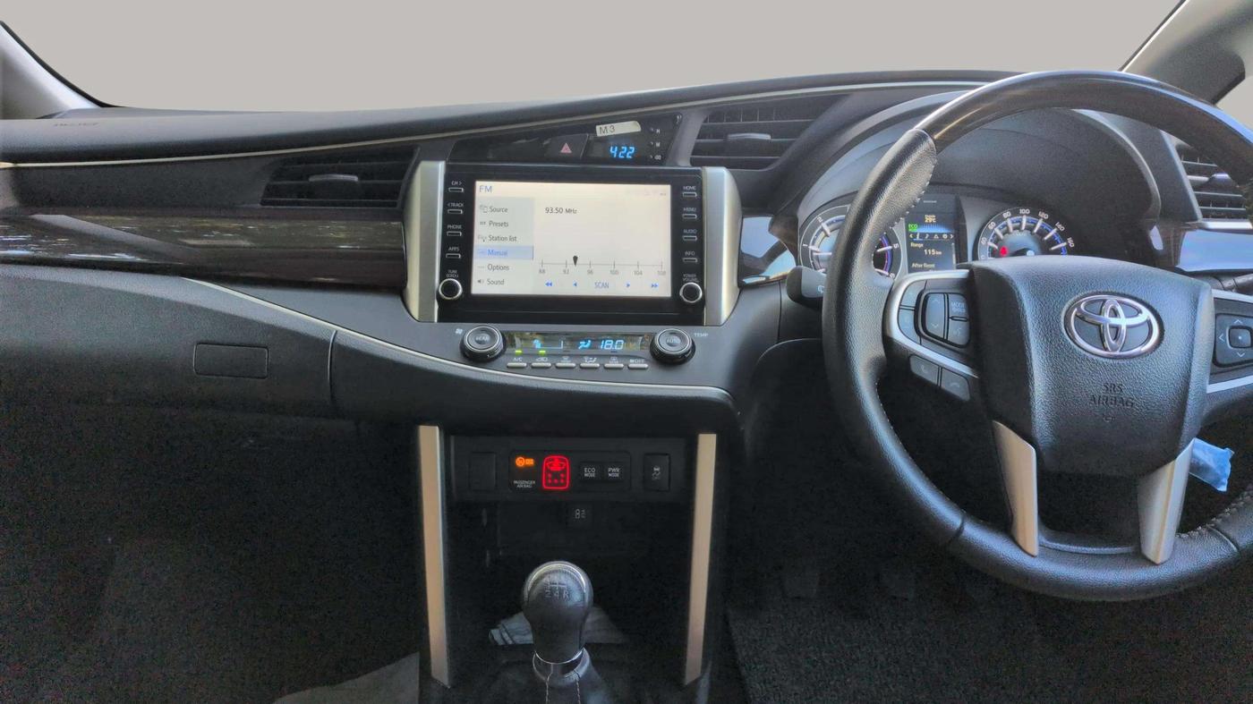 2024 Toyota Innova Crysta 2.4 ZX 7STR, Diesel, Manual, 28,782 km, Air Conditioner