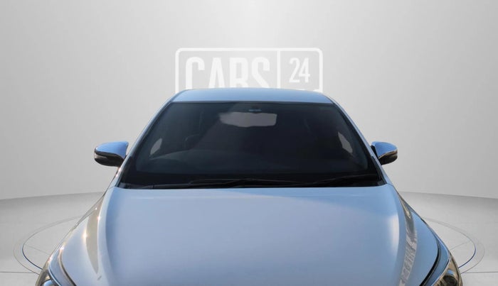 2024 Toyota Innova Crysta 2.4 ZX 7STR, Diesel, Manual, 28,782 km, Front Windshield