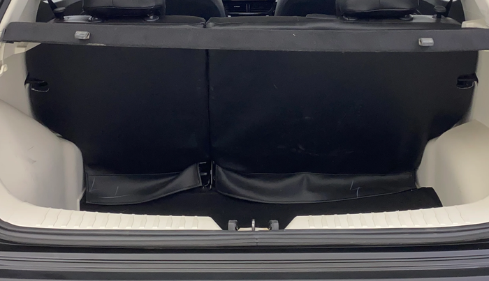 2024 Mahindra XUV 3XO MX1 1.2 L TCMPFi, Petrol, Manual, 6,906 km, Boot Inside