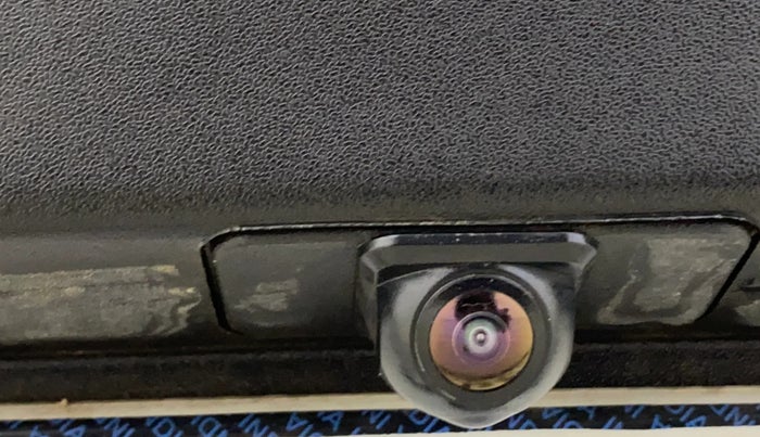 2024 Mahindra XUV 3XO MX1 1.2 L TCMPFi, Petrol, Manual, 6,906 km, Parking Camera