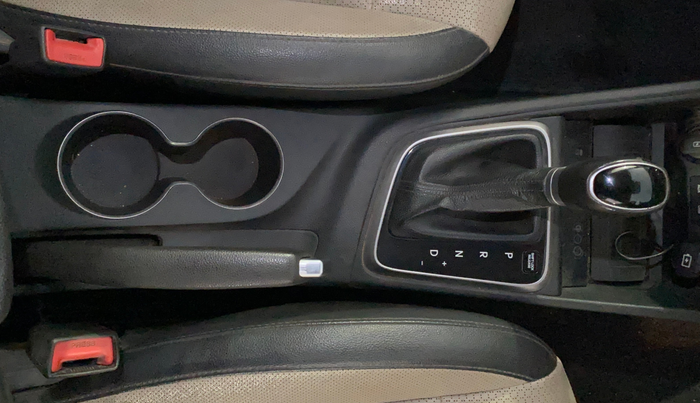 2019 Hyundai Verna 1.6 VTVT SX (O) AT, Petrol, Automatic, 57,109 km, Gear Lever