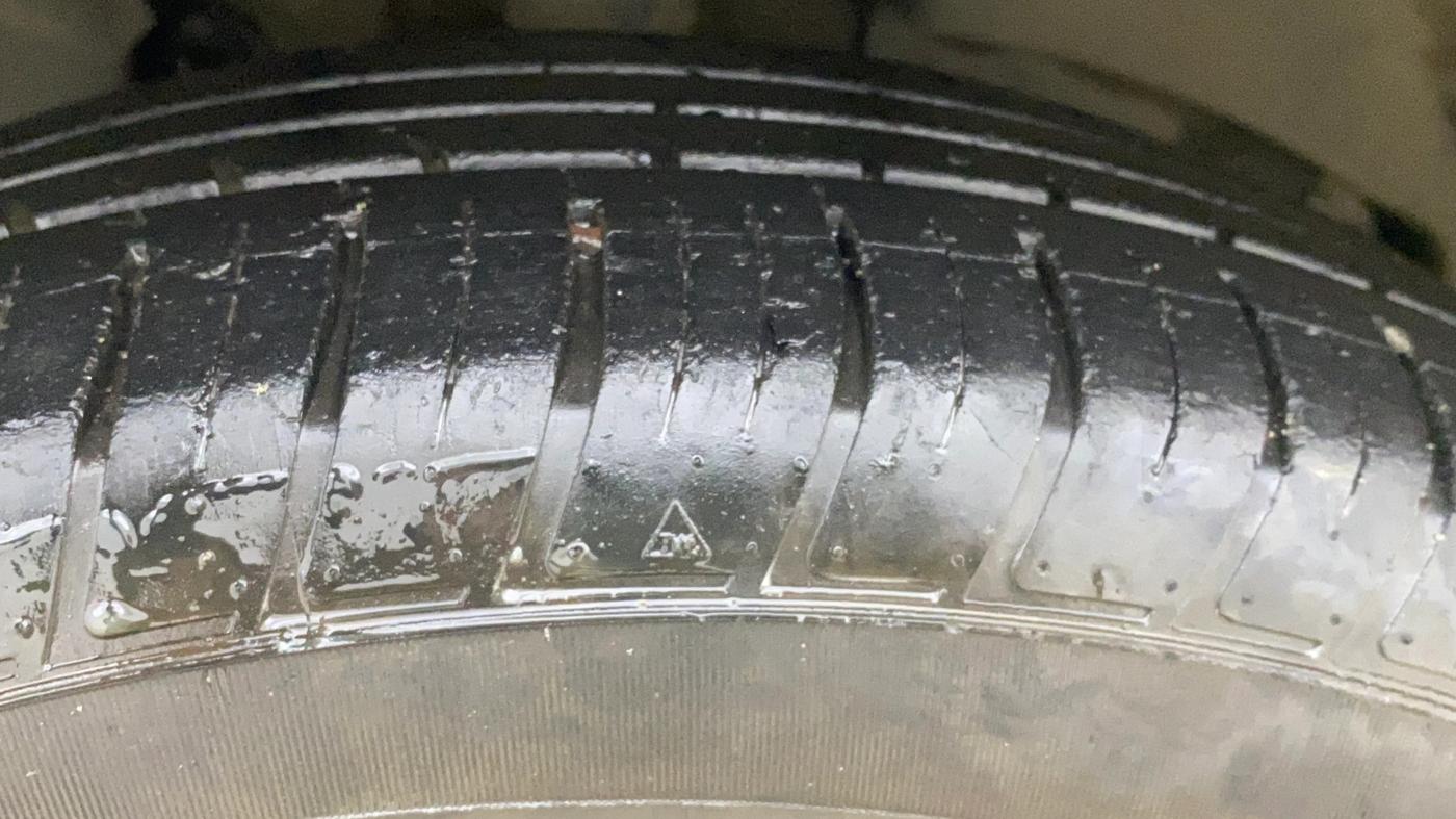 2019 Renault Captur RXE DIESEL, Diesel, Manual, 43,821 km, Right Front Tyre Tread