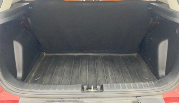 2022 KIA SONET HTK PLUS 1.2, Petrol, Manual, 49,702 km, Boot Inside