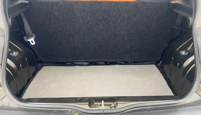 2019 Renault Kwid RXT 1.0 AMT (O), Petrol, Automatic, 14,762 km, Boot Inside