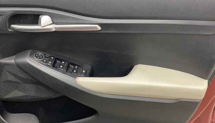 2021 KIA SELTOS HTK PLUS 1.5 IMT, Petrol, Manual, 42,937 km, Driver Side Door Panels Control