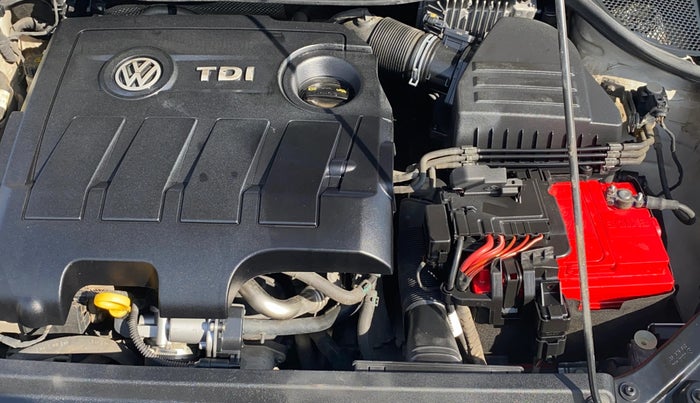 2018 Volkswagen Vento HIGHLINE PLUS 1.5 AT 16 ALLOY, Diesel, Automatic, 1,31,512 km, Engine View - Left