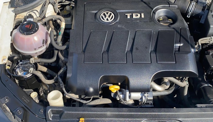 2018 Volkswagen Vento HIGHLINE PLUS 1.5 AT 16 ALLOY, Diesel, Automatic, 1,31,512 km, Engine View - Right