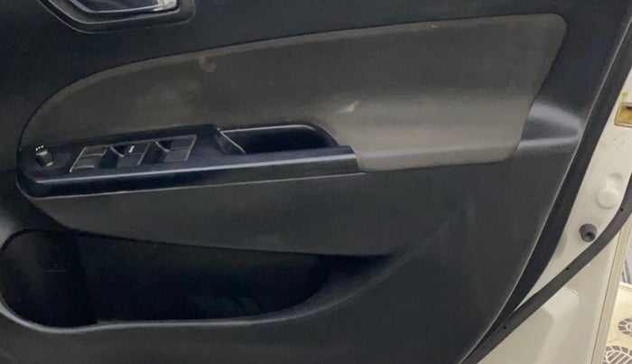 2013 Maruti Swift ZXI, Petrol, Manual, 1,04,062 km, Driver Side Door Panels Control