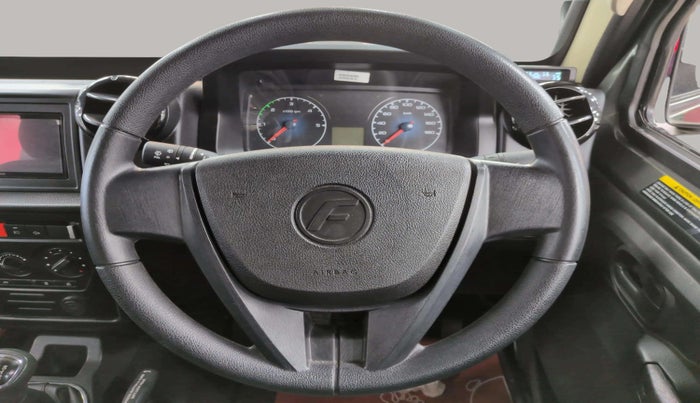 2022 Force Motors GURKHA 4x4x4, Diesel, Manual, 27,945 km, Steering Wheel Close Up