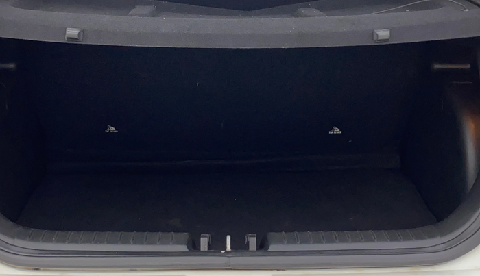 2020 Hyundai VENUE SX 1.0 TURBO IMT, Petrol, Manual, 14,994 km, Boot Inside