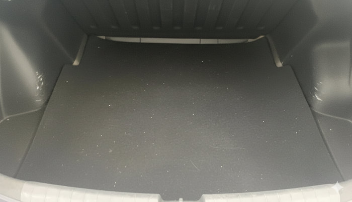 2016 Hyundai Xcent S 1.2, Petrol, Manual, 1,17,304 km, Boot Inside