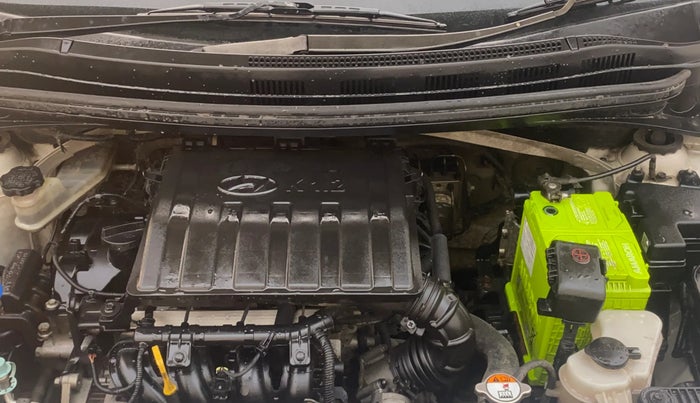 2016 Hyundai Xcent S 1.2, Petrol, Manual, 1,17,304 km, Engine View