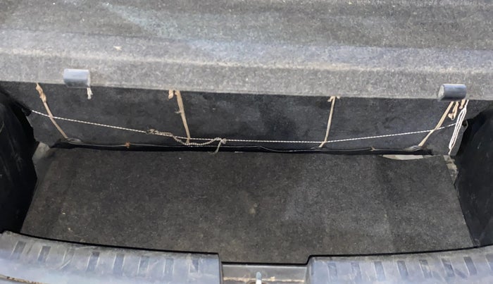 2013 Maruti Swift VXI, Petrol, Manual, 73,470 km, Boot Inside