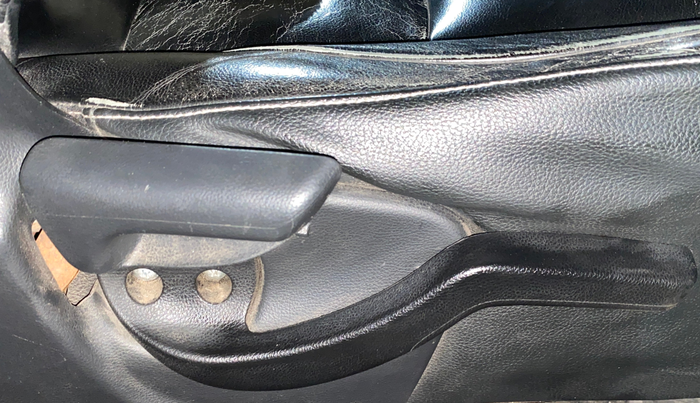 2018 Honda BR-V 1.5L I- DTEC VX, Diesel, Manual, 91,347 km, Driver Side Adjustment Panel