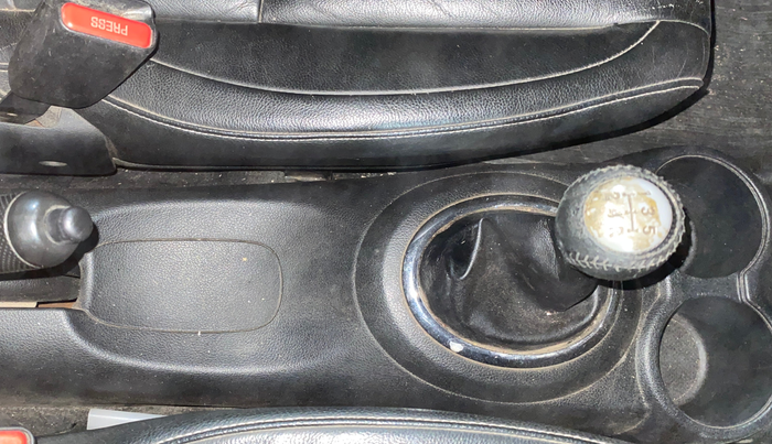 2018 Honda BR-V 1.5L I- DTEC VX, Diesel, Manual, 91,347 km, Gear Lever