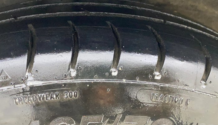 2022 Hyundai AURA S 1.2 CNG, CNG, Manual, 66,968 km, Right Rear Tyre Tread