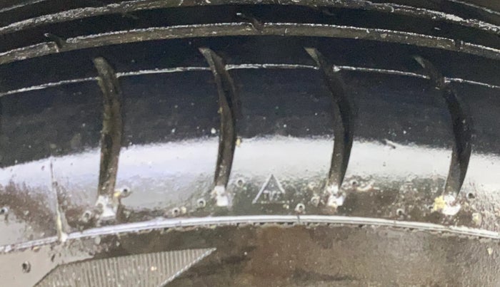 2022 Hyundai AURA S 1.2 CNG, CNG, Manual, 66,968 km, Left Rear Tyre Tread