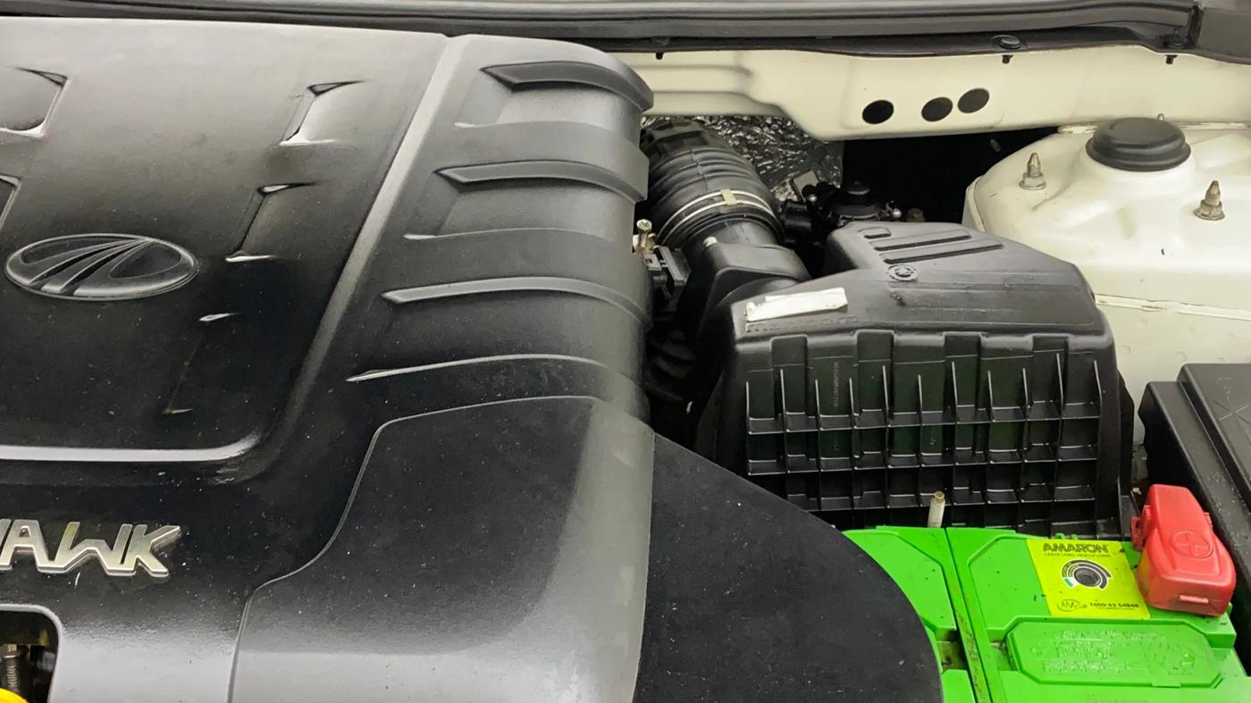 2020 Mahindra XUV500 W7 AT, Diesel, Automatic, 73,918 km, Engine View - Left