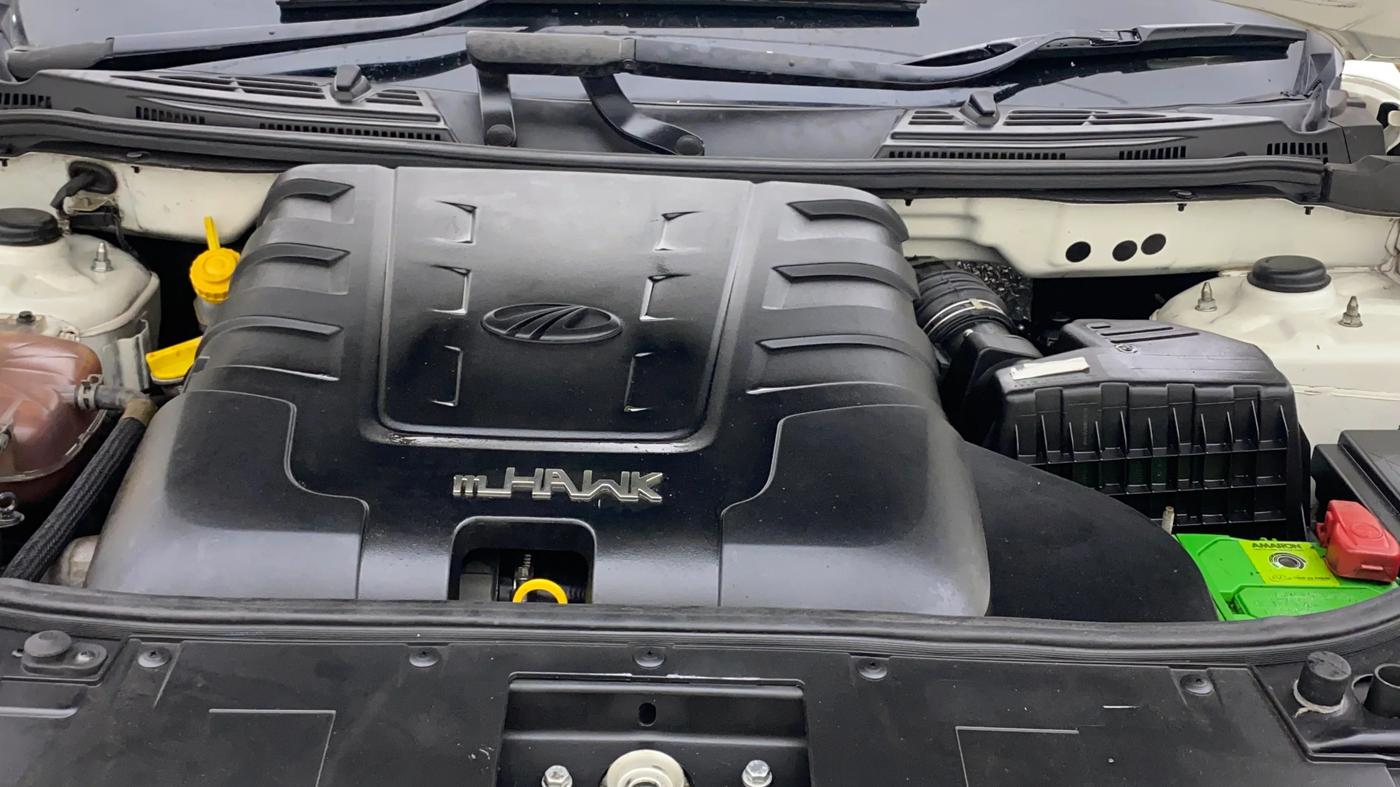 2020 Mahindra XUV500 W7 AT, Diesel, Automatic, 73,918 km, Engine View