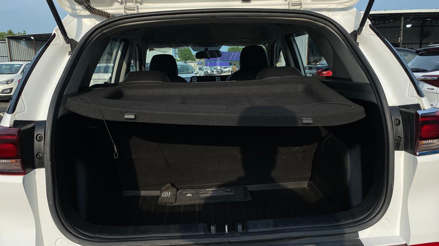 2021 KIA SONET HTK PLUS 1.2, Petrol, Manual, 65,228 km, Boot Inside
