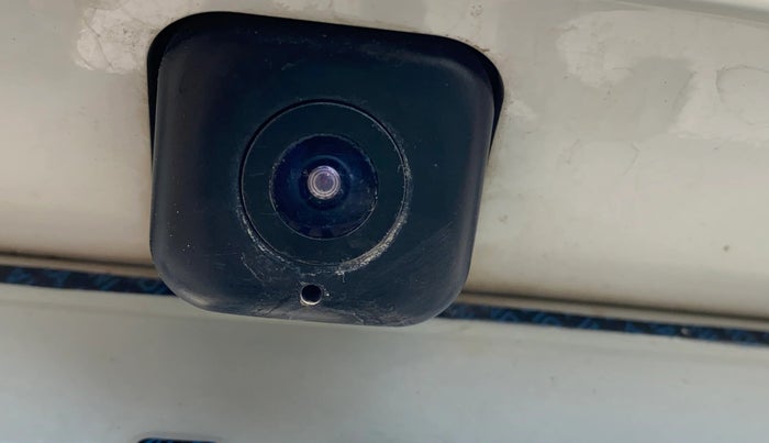 2024 Hyundai NEW I20 Sportz (O) 1.2, Petrol, Manual, 11,965 km, Parking Camera