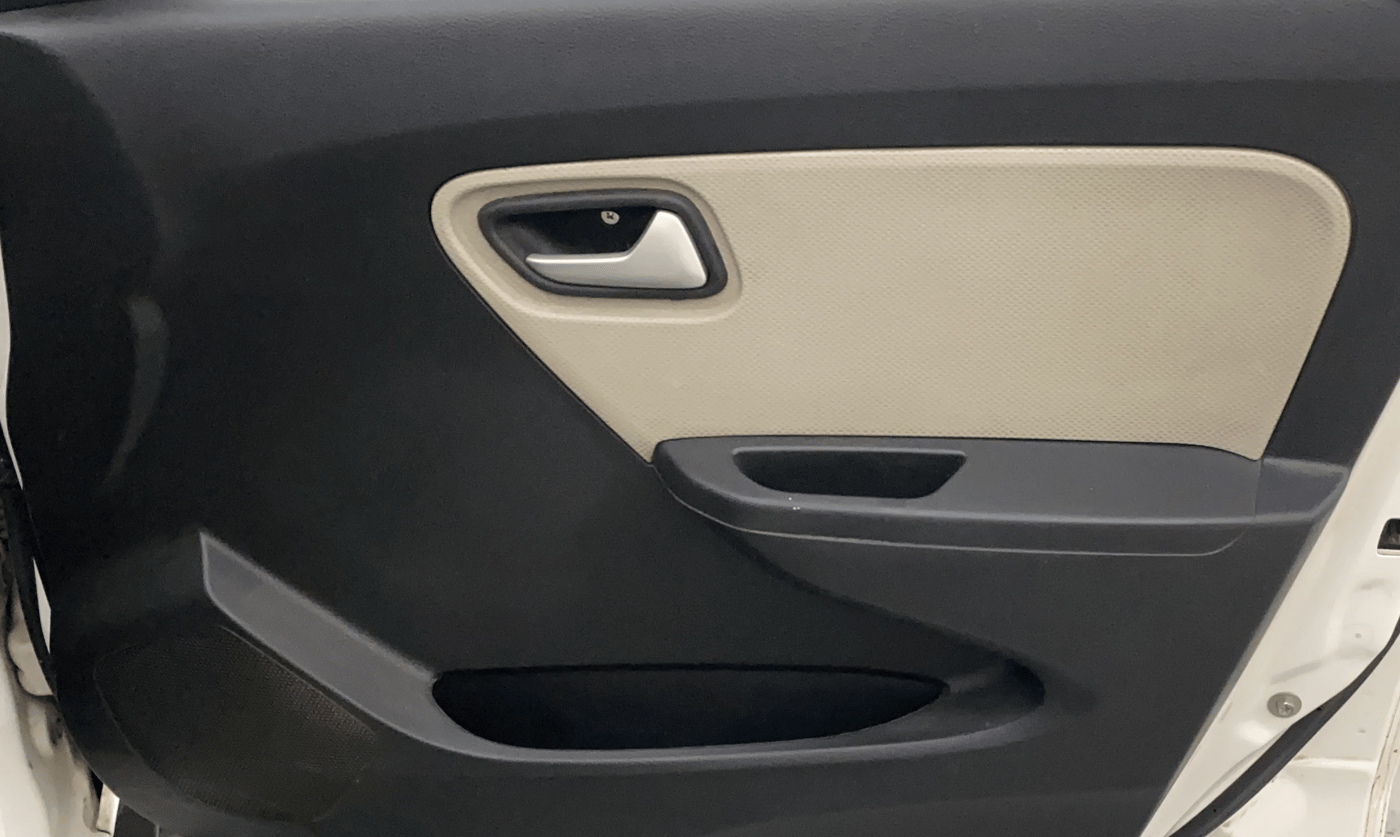 2020 Maruti Alto LXI CNG, CNG, Manual, 54,362 km, Driver Side Door Panels Control
