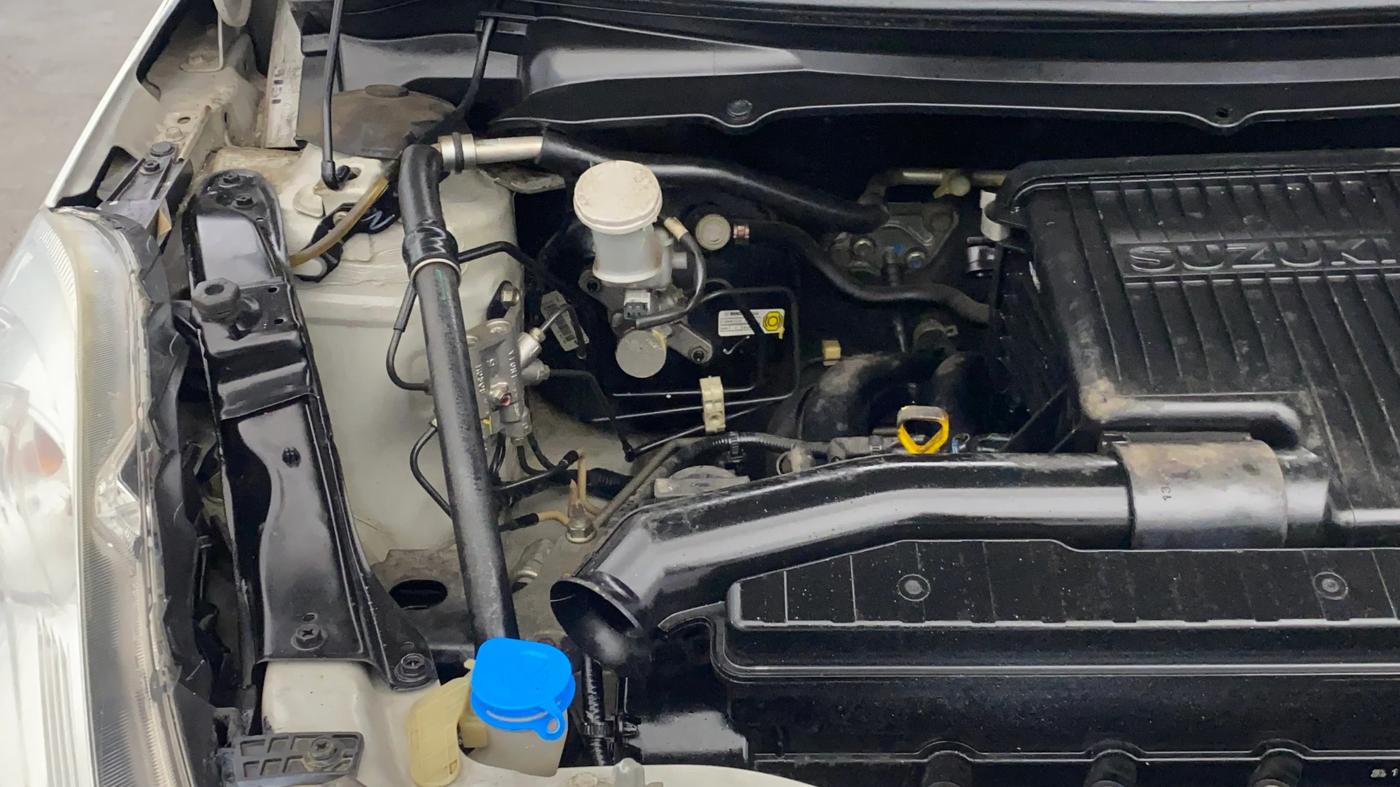 2016 Maruti Swift VXI, Petrol, Manual, 46,012 km, Engine View - Right