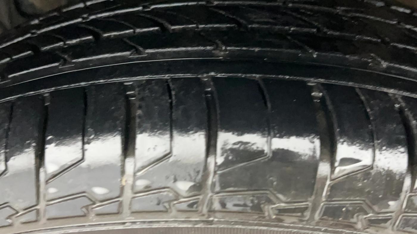 2022 Maruti S Cross SIGMA 1.5, Petrol, Manual, 42,301 km, Left Front Tyre Tread