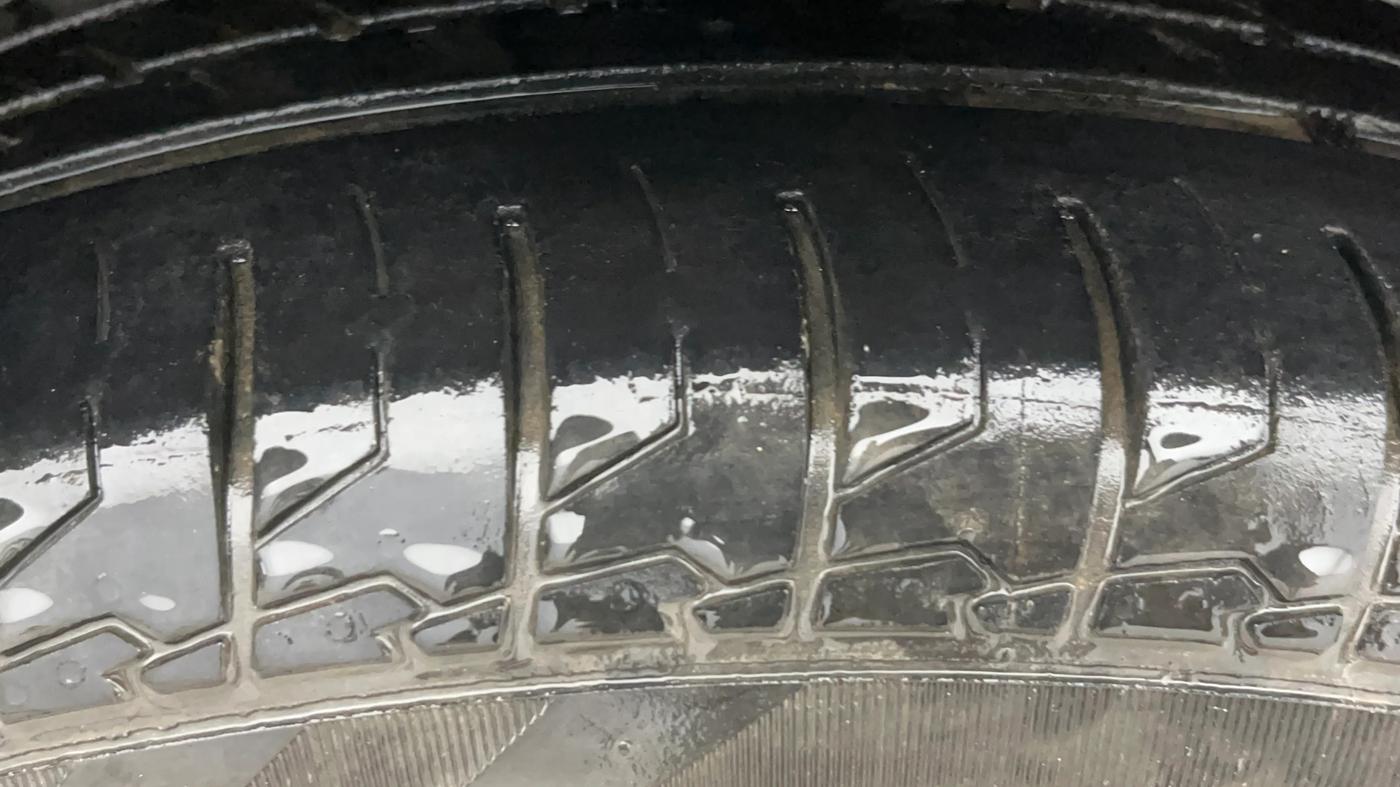 2022 Maruti S Cross SIGMA 1.5, Petrol, Manual, 42,301 km, Right Rear Tyre Tread