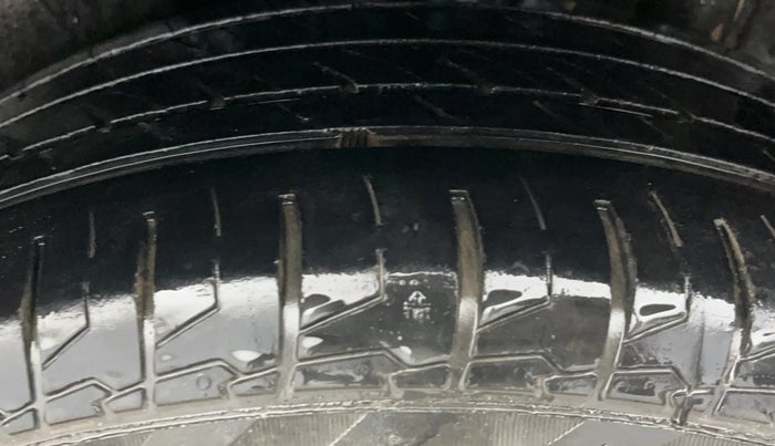 2022 Maruti S Cross SIGMA 1.5, Petrol, Manual, 42,301 km, Left Rear Tyre Tread