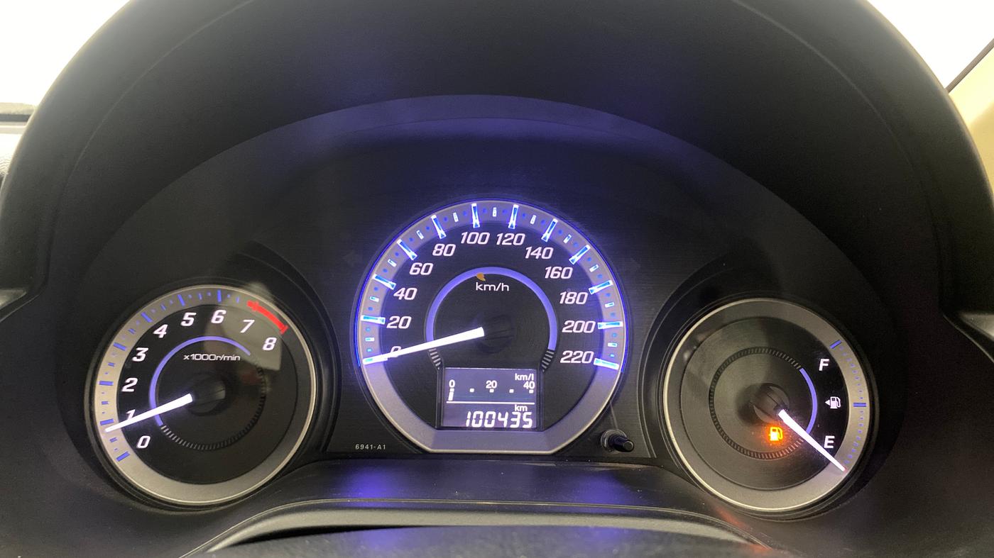 2013 Honda City 1.5L I-VTEC V MT, Petrol, Manual, 1,00,405 km, Odometer Image