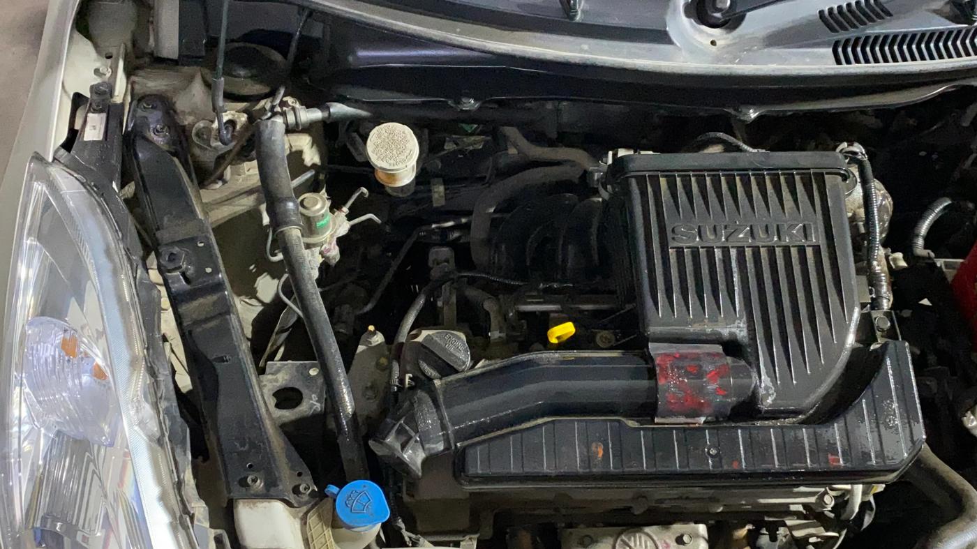 2014 Maruti Swift VXI, Petrol, Manual, 19,890 km, Engine View - Right
