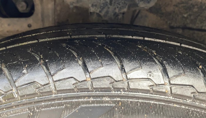 2023 Hyundai EXTER SX 1.2 MT, Petrol, Manual, 36,600 km, Left Front Tyre Tread