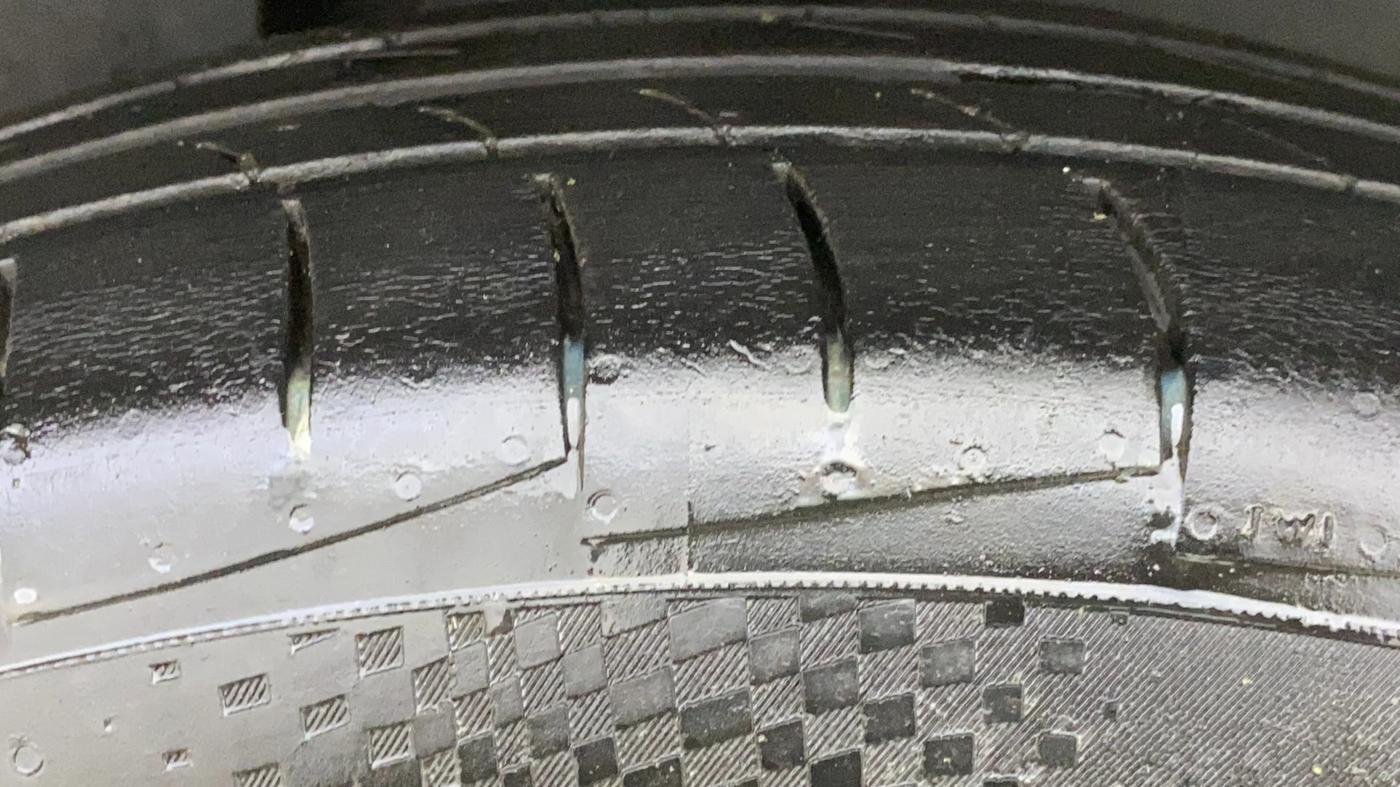2020 MG HECTOR SUPER 1.5 PETROL, Petrol, Manual, 55,775 km, Right Rear Tyre Tread