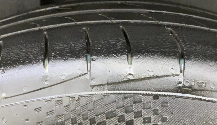 2020 MG HECTOR SUPER 1.5 PETROL, Petrol, Manual, 55,775 km, Right Rear Tyre Tread