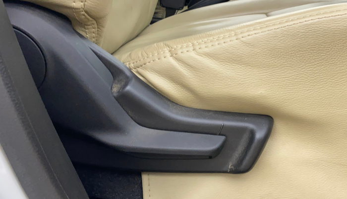 2022 Maruti Celerio VXI, Petrol, Manual, 48,875 km, Driver Side Adjustment Panel