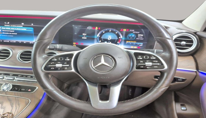 2020 Mercedes Benz E Class E 220 D, Diesel, Automatic, 34,805 km, Steering Wheel Close Up