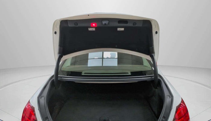 2020 Mercedes Benz E Class E 220 D, Diesel, Automatic, 34,805 km, Boot Door Open