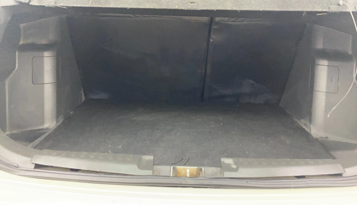 2016 Maruti Vitara Brezza ZDI PLUS, Diesel, Manual, 1,04,764 km, Boot Inside