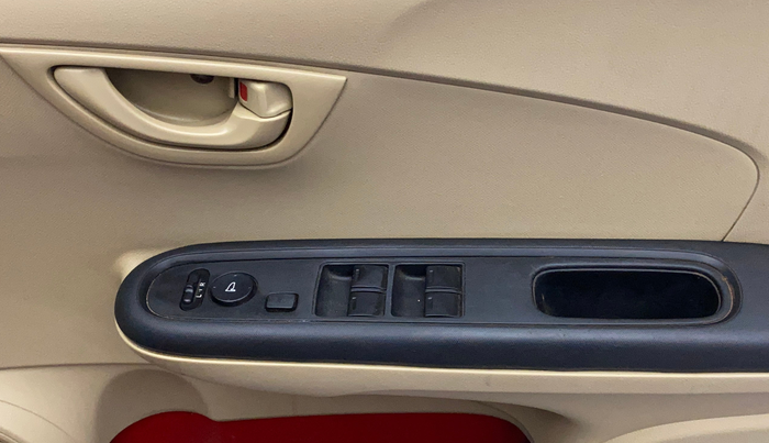 2017 Honda Brio S MT, Petrol, Manual, 86,036 km, Driver Side Door Panels Control